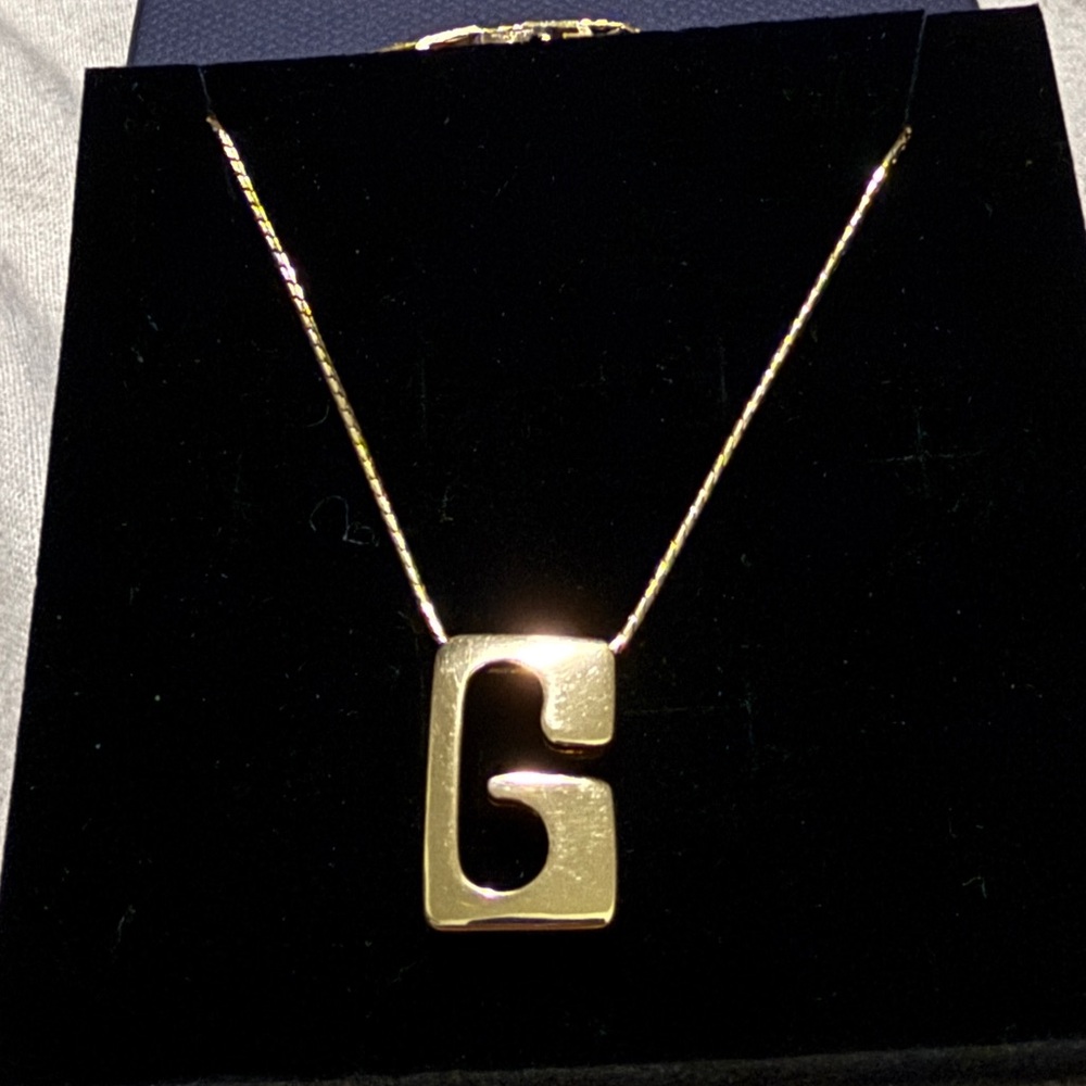 Givenchy Gold 'G' Pendant Necklace